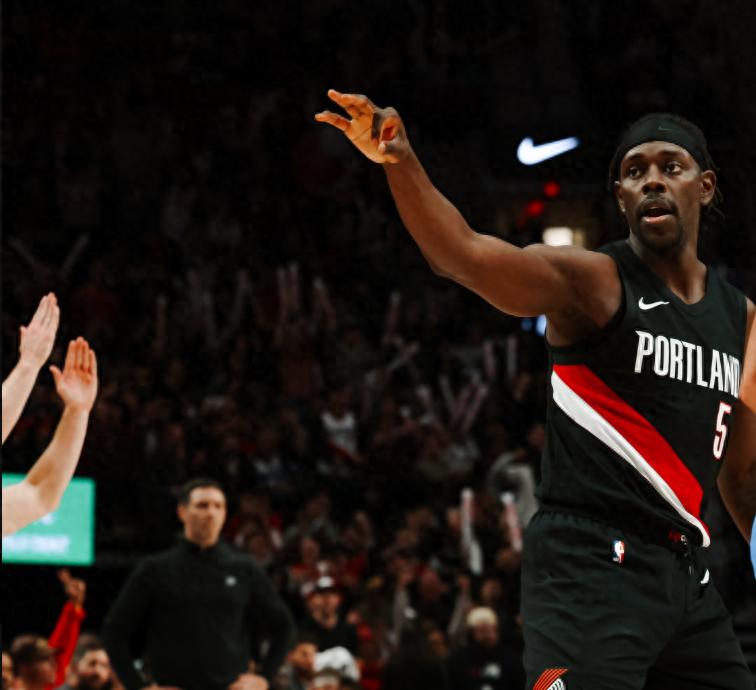 开拓者22分大逆转终结雷霆8连胜！杨瀚森连续三场遭DNP